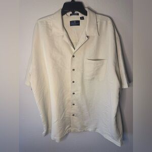 Bill Blass Premium Button Down Shirt